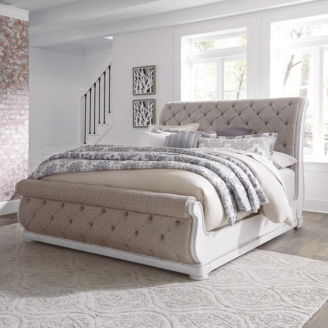Liberty Furniture Magnolia Manor - Queen Upholstered Sleigh Bed - White