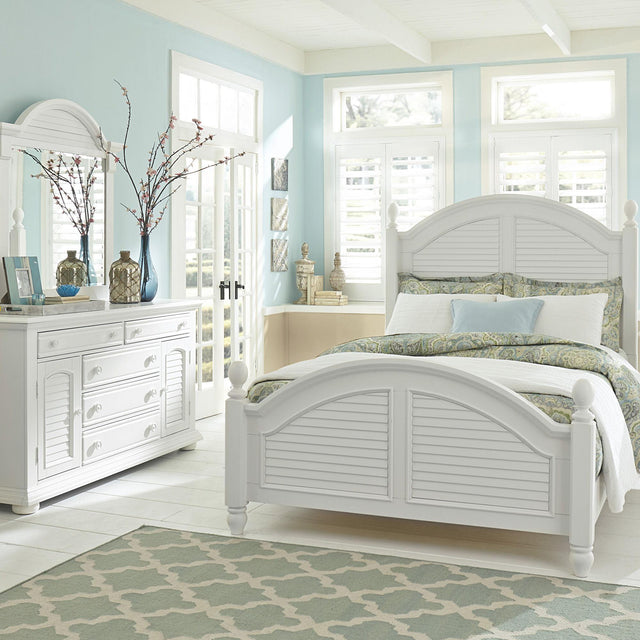 Liberty Furniture Summer House - 4 Piece Bedroom Set (King Poster Bed, Dresser & Mirror, Nightstand) - White