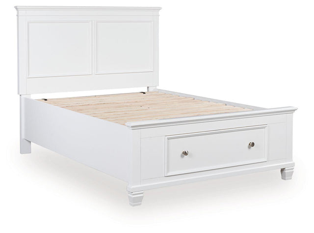 Ashley Fortman - White - Full Panel Storage Bed