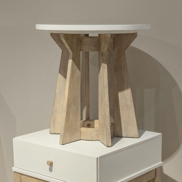 Liberty Furniture Berkley Square - Round End Table - Brown